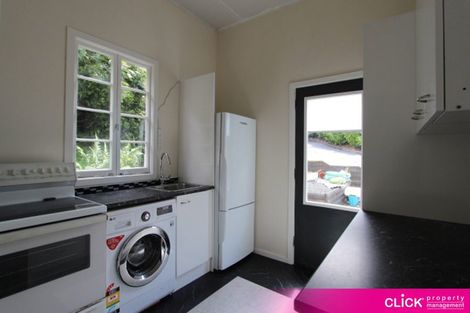 Photo of property in 64 South Road, The Glen, Dunedin, 9011