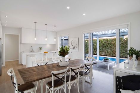 Photo of property in 19 Hinau Road, Karaka, Papakura, 2113