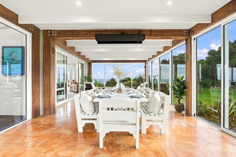 Photo of property in 37 Longbeach Drive, Castlecliff, Whanganui, 4501