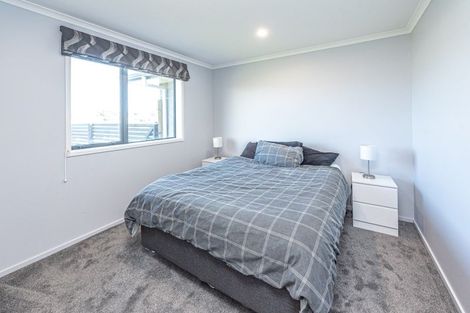 Photo of property in 23 Golf Vue Place, Castlecliff, Whanganui, 4501