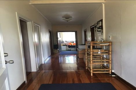 Photo of property in 76 Panorama Road, Mount Wellington, Auckland, 1060