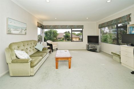 Photo of property in 7 Sheriff Place, Riverlea, Hamilton, 3216