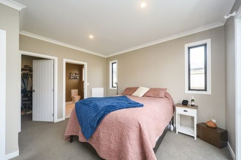 Photo of property in 20 Varsity Heights, Fitzherbert, Palmerston North, 4410