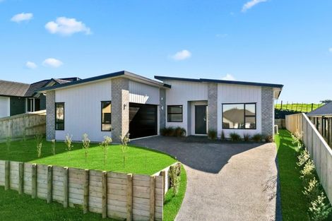 Photo of property in 52 Pinehurst Crescent, Morrinsville, 3300