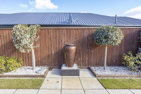 Photo of property in 30 Carmana Gardens, Rangiora, 7400