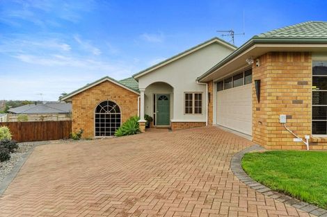 Photo of property in 11 Highgrove Drive, Grandview Heights, Hamilton, 3200