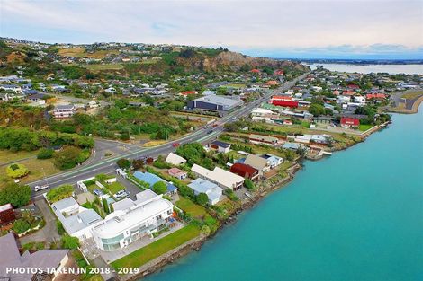 Photo of property in 129 Main Road, Redcliffs, Christchurch, 8081