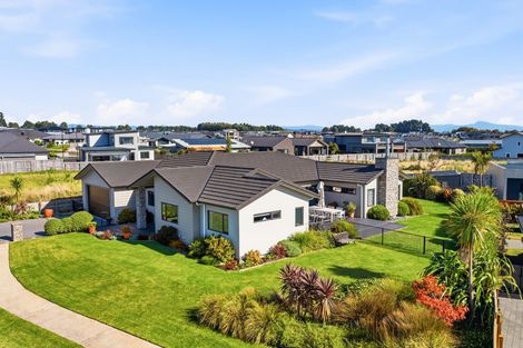 Photo of property in 6 Tuhua Close, Wharewaka, Taupo, 3330