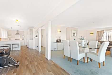 Photo of property in 6 Colwill Road, Massey, Auckland, 0614