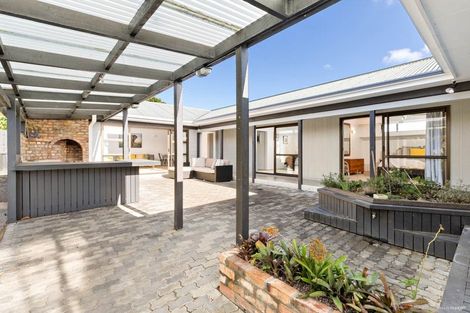 Photo of property in 14 Bannerman Road, Morningside, Auckland, 1022