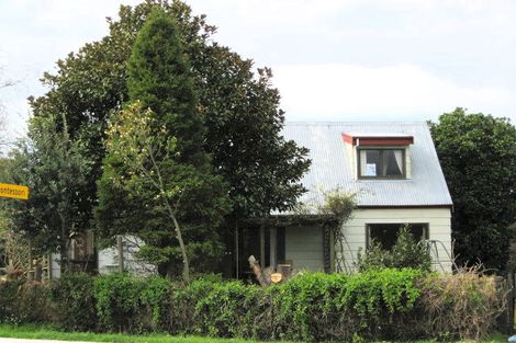 Photo of property in 64 Ferry Road, Clive, 4102