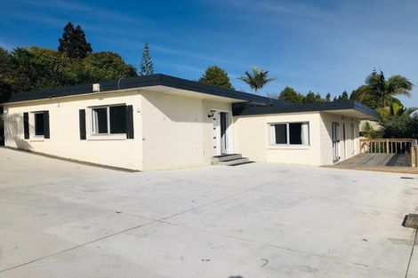 Photo of property in 8 Longwood Place, Forrest Hill, Auckland, 0620