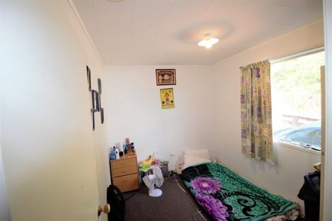 Photo of property in 1/7 Classic Grove, Bayview, Auckland, 0629