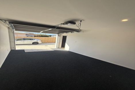 Photo of property in 44b Orams Road, Hillpark, Auckland, 2102