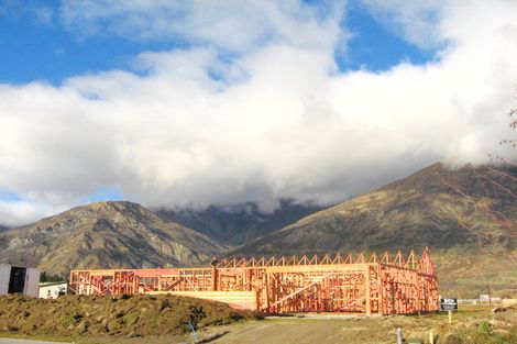 Photo of property in 16 Orbell Drive, Lake Hayes, Queenstown, 9304