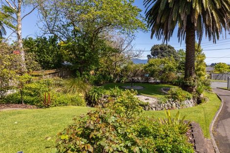 Photo of property in 33 Seddon Street, Waikanae, 5036