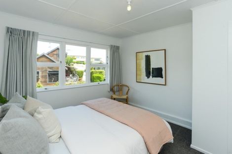 Photo of property in 11 Busby Hill, Havelock North, 4130