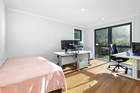 Photo of property in 24 Porokaiwhiri Street, Crofton Downs, Wellington, 6035