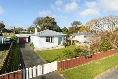 Photo of property in 10 Ahuru Street, Marton, 4710