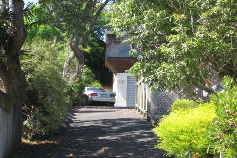 Photo of property in 2/29 Garadice Road, Rothesay Bay, Auckland, 0630