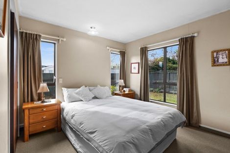 Photo of property in 18b Middle Road, Havelock North, 4130