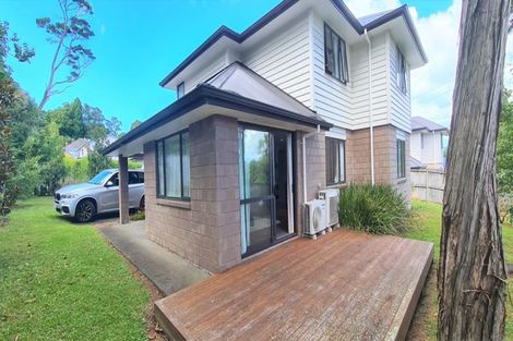 Photo of property in 97e Kinross Street, Blockhouse Bay, Auckland, 0600