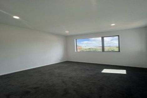 Photo of property in 28d Greenmeadows Avenue, Manurewa East, Auckland, 2102