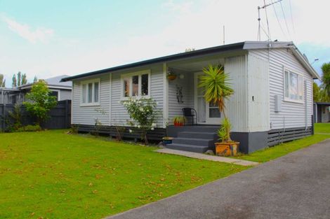Photo of property in 14 Maclean Street, Cambridge, 3434