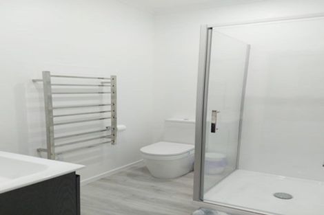 Photo of property in 11 Josland Lane, Wallaceville, Upper Hutt, 5018