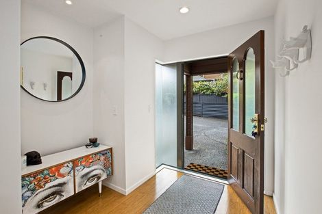 Photo of property in 1/47 Tui Glen Road, Birkenhead, Auckland, 0626