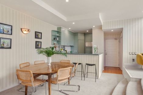 Photo of property in Whitmore Apartments, 1a/7 Stout Street, Wellington Central, Wellington, 6011