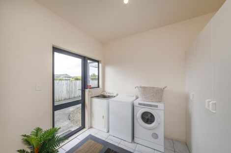 Photo of property in 21 Washington Parade, Milson, Palmerston North, 4414