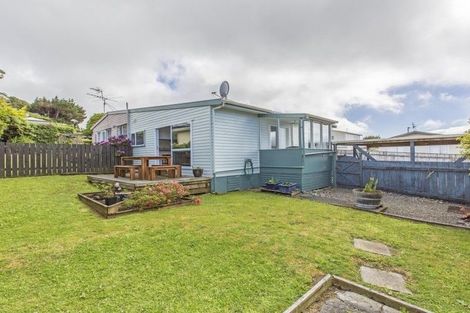 Photo of property in 3b Oakleigh Street, Maungaraki, Lower Hutt, 5010