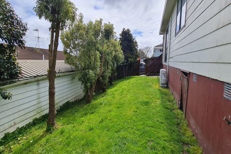 Photo of property in 2/21 Silver Creek Road, Weymouth, Auckland, 2103