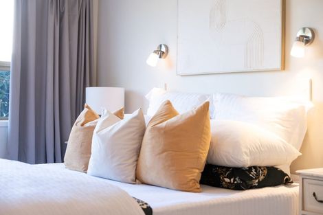 Photo of property in 129a Nile Road, Milford, Auckland, 0620