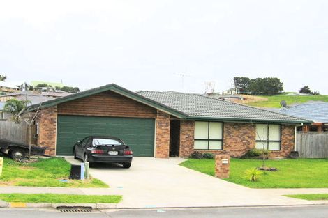 Photo of property in 50 Cabeleigh Drive, Helensville, 0800