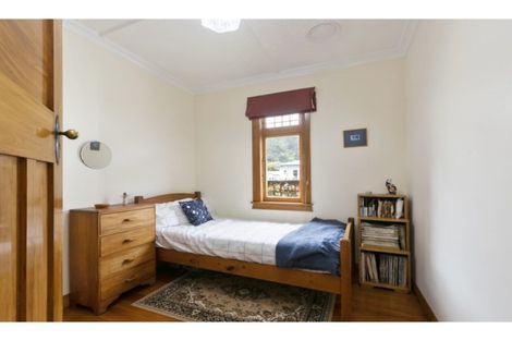Photo of property in 22 Burnside Street, Waterloo, Lower Hutt, 5011