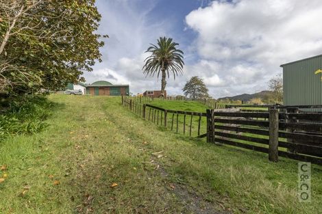 Photo of property in 293 Ararimu Valley Road, Helensville, Waimauku, 0882