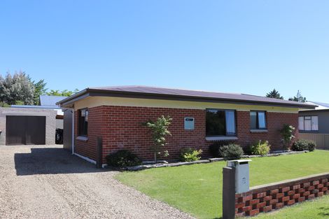 Photo of property in 8 Clutha Street, Alexandra, 9320