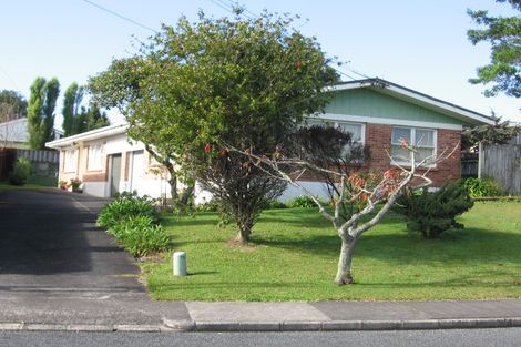 Photo of property in 1/3 Angelo Avenue, Howick, Auckland, 2014