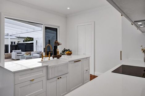 Photo of property in 49 Newton Street, Fitzroy, New Plymouth, 4312