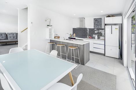 Photo of property in 1/12 Scotland Place, Hillcrest, Hamilton, 3216