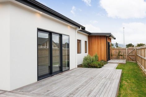 Photo of property in 61 Freedom Drive, Kelvin Grove, Palmerston North, 4414