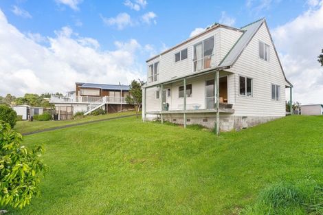 Photo of property in 417 Onemana Drive, Onemana, Whangamata, 3691