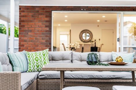 Photo of property in 5/23 Charlenne Close, Ranui, Auckland, 0612