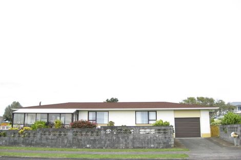 Photo of property in 1 Glamis Avenue, Bell Block, New Plymouth, 4312