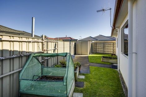 Photo of property in 12 Caulfield Place, Taradale, Napier, 4112