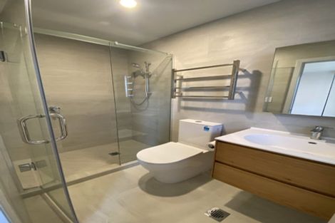 Photo of property in 32b Potter Avenue, Northcote, Auckland, 0627