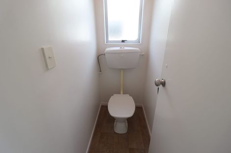 Photo of property in 19 Rehia Road, Massey, Auckland, 0614