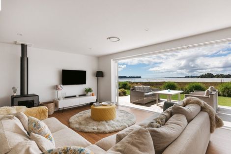 Photo of property in 10 Josephine Place, Omokoroa, 3114